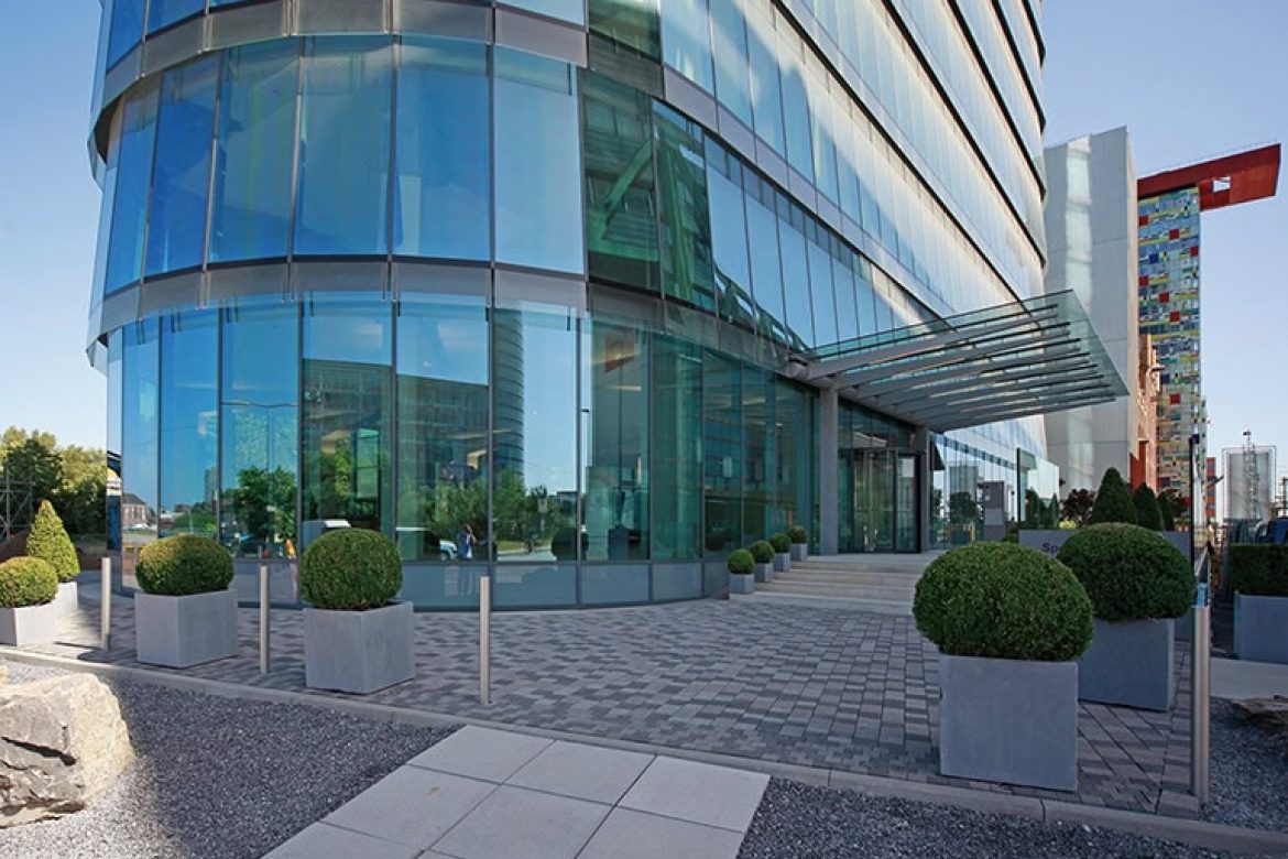 Neues Managementteam bei MRH Trowe & Lurse